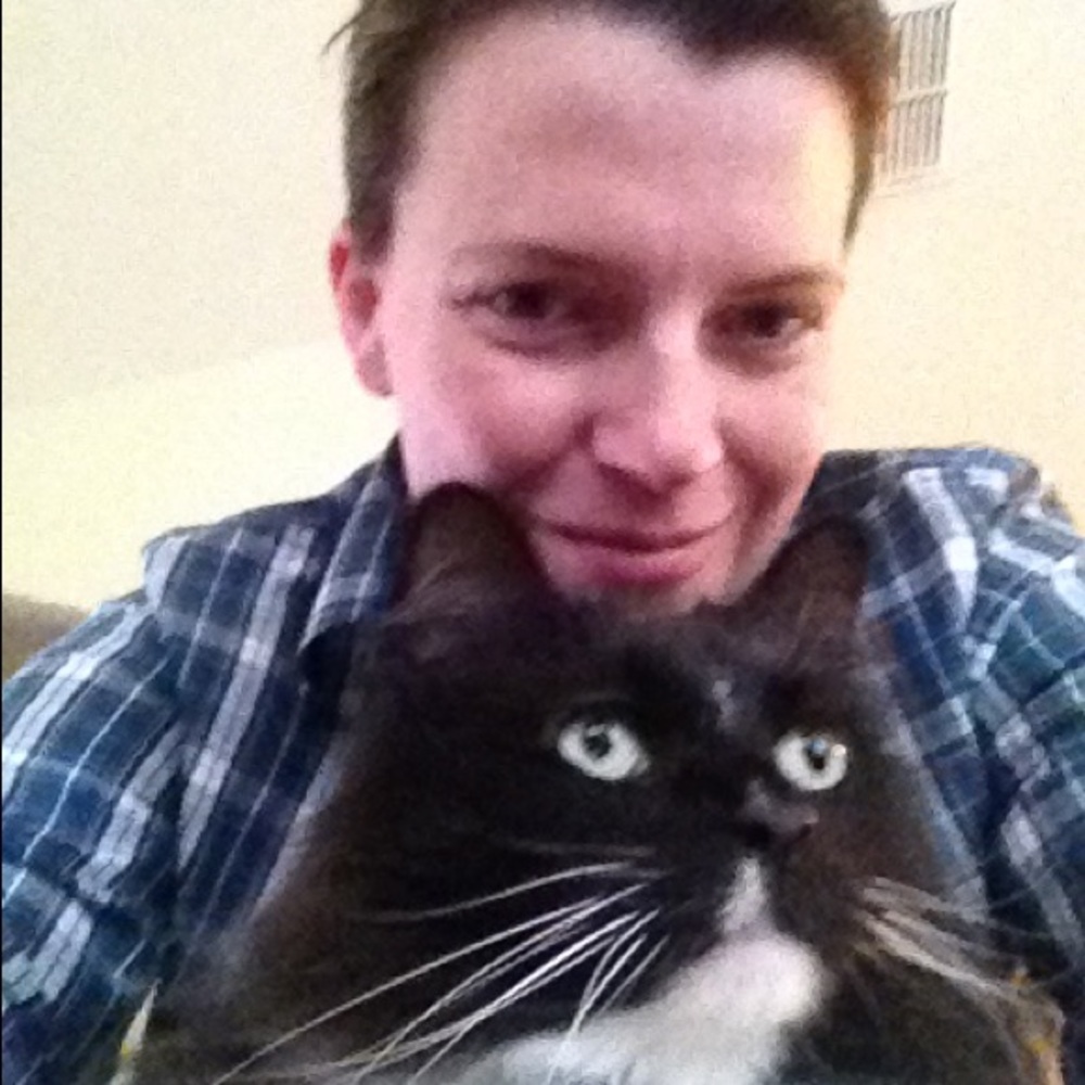 Meet your Posher, Alicia